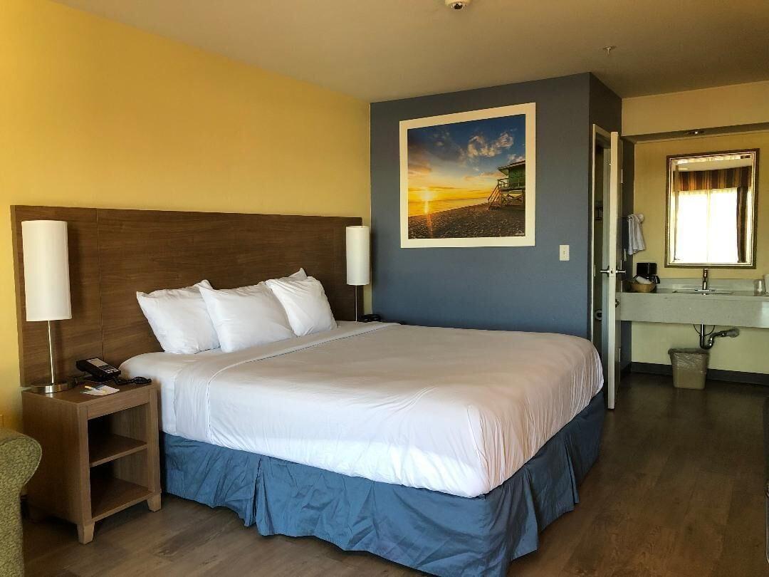 Days Inn By Wyndham Hayward Airport Ngoại thất bức ảnh